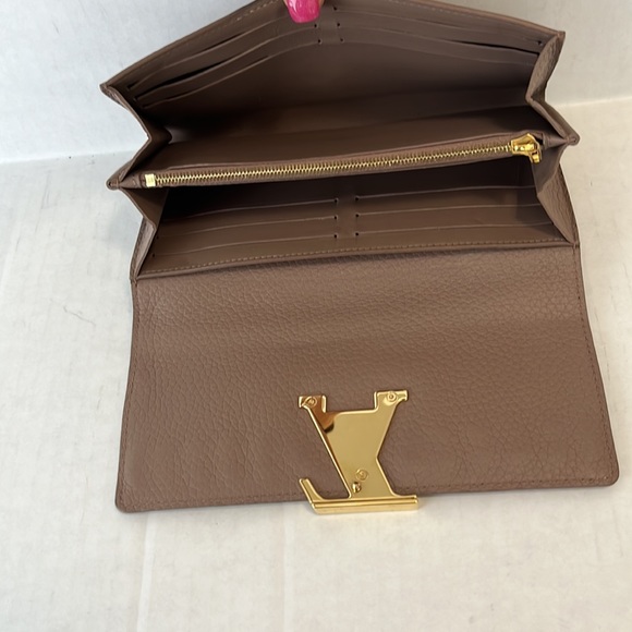 Louis Vuitton Cappucines Long wallet - Picture 7 of 11